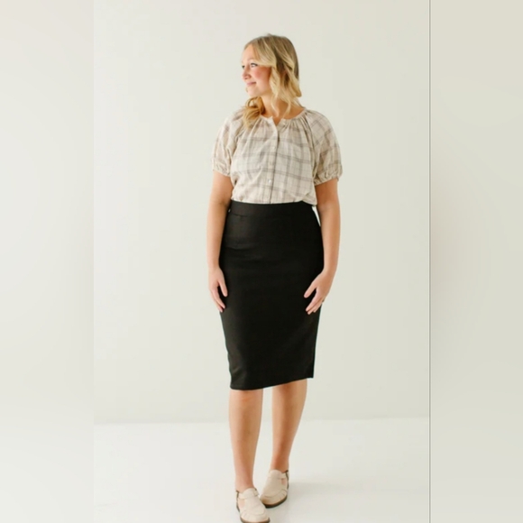 The Main Street Exchange Women's Elegant Black Pencil Skirt Size XL - Picture 1 of 8
